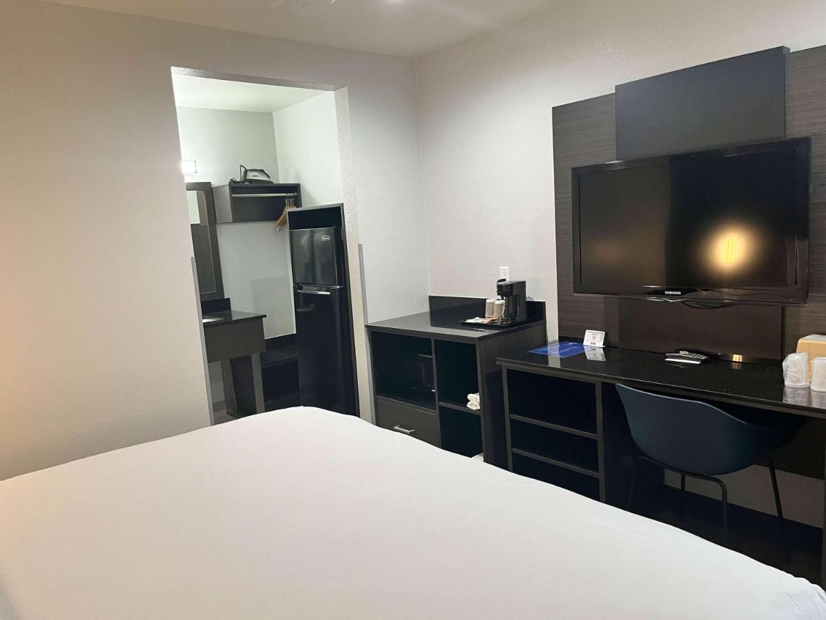 Motel 6-Escondido, Ca المظهر الخارجي الصورة