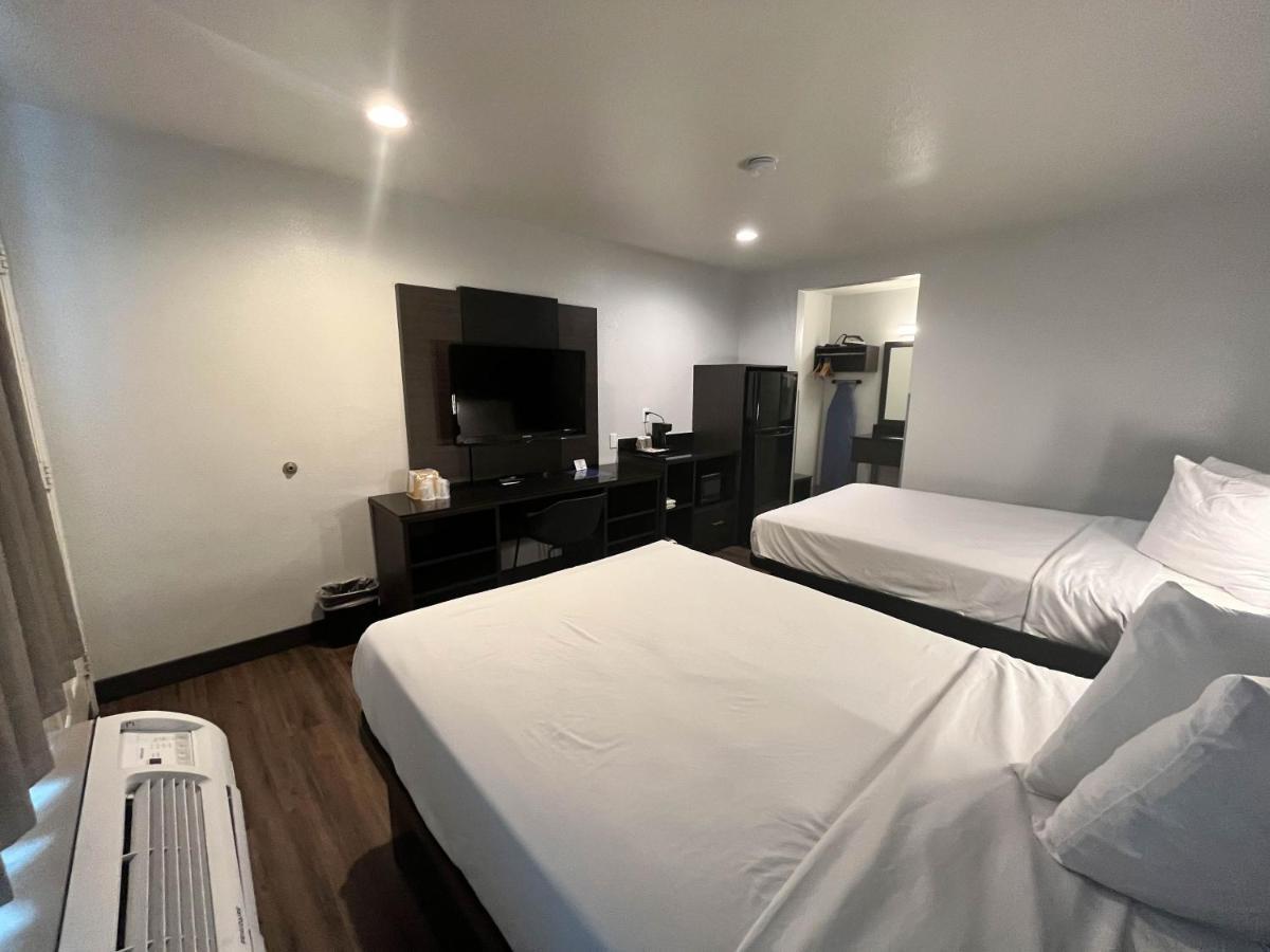 Motel 6-Escondido, Ca المظهر الخارجي الصورة