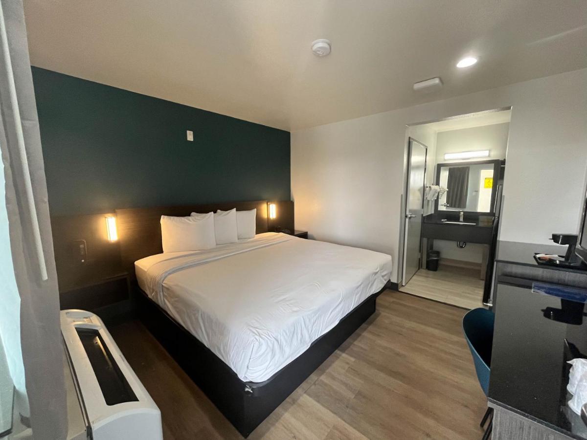 Motel 6-Escondido, Ca المظهر الخارجي الصورة