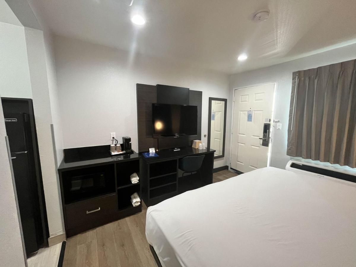 Motel 6-Escondido, Ca المظهر الخارجي الصورة