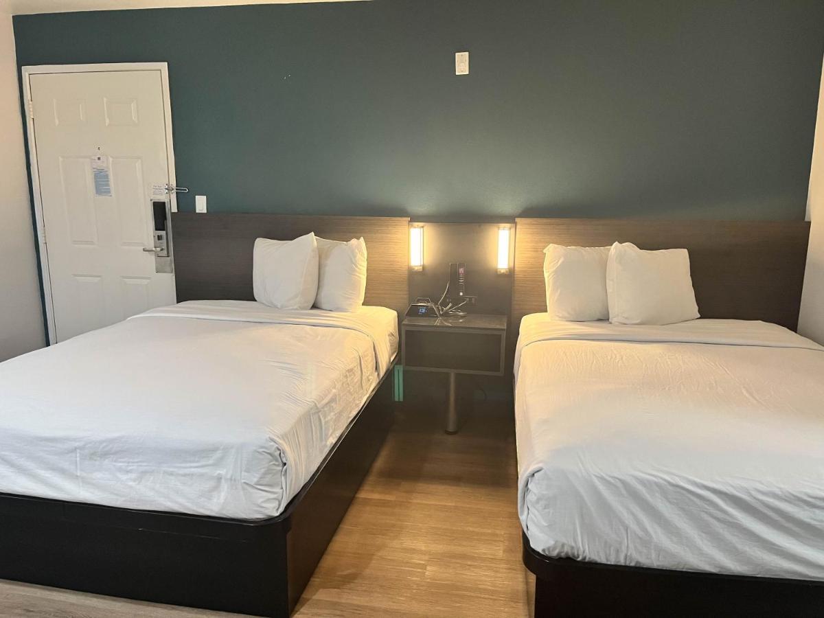 Motel 6-Escondido, Ca المظهر الخارجي الصورة