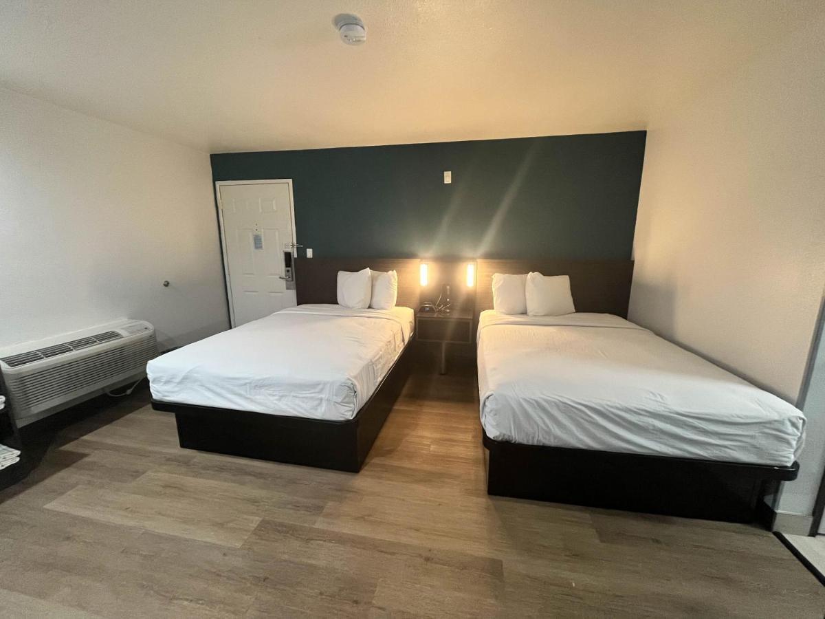 Motel 6-Escondido, Ca المظهر الخارجي الصورة