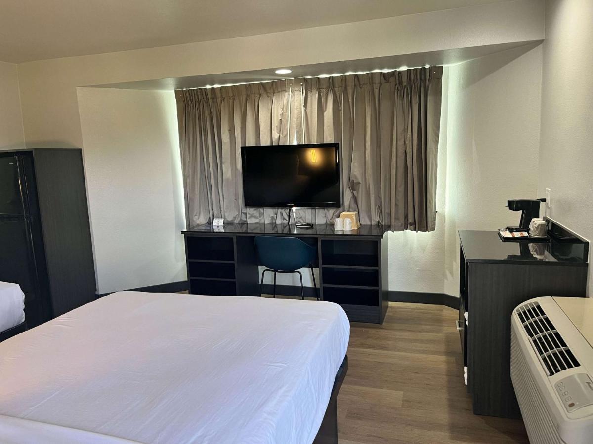 Motel 6-Escondido, Ca المظهر الخارجي الصورة