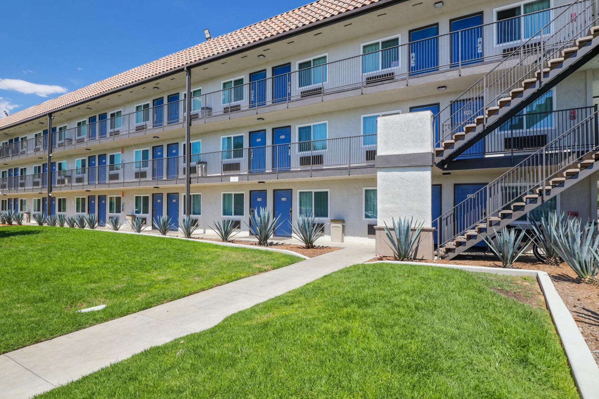 Motel 6-Escondido, Ca المظهر الخارجي الصورة