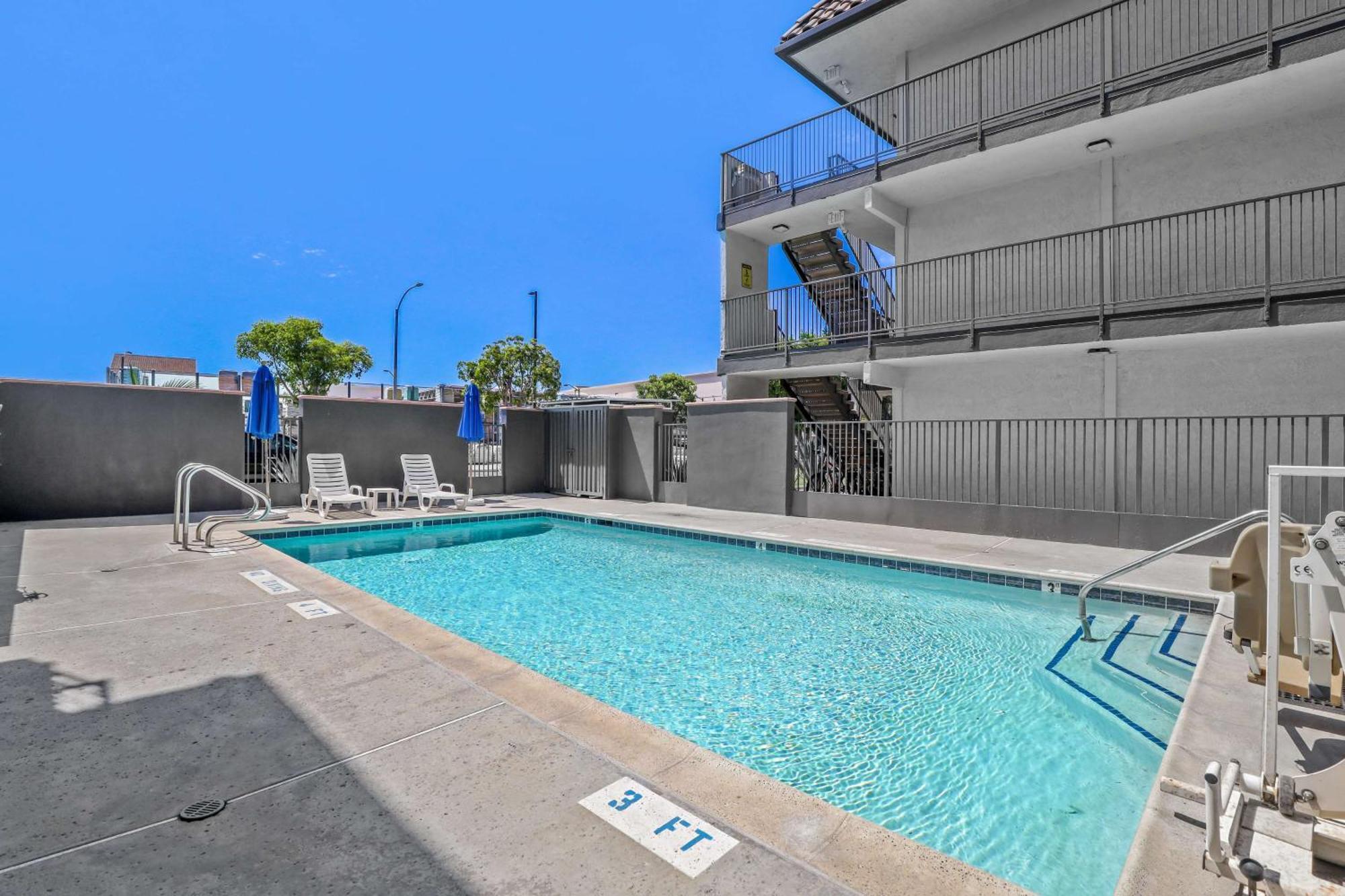 Motel 6-Escondido, Ca المظهر الخارجي الصورة