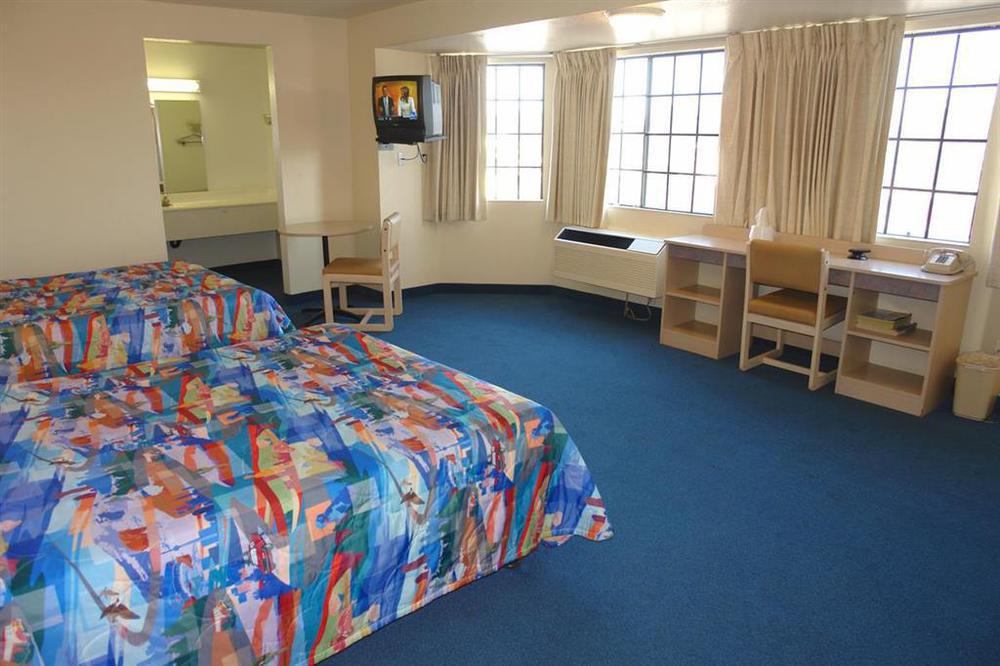 Motel 6-Escondido, Ca الغرفة الصورة