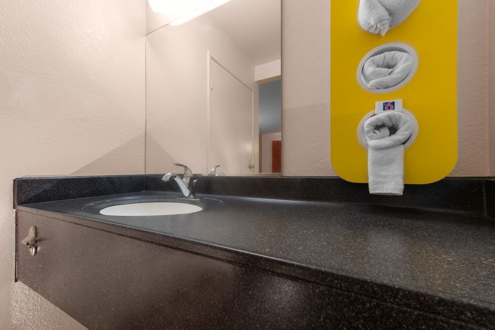 Motel 6-Escondido, Ca الغرفة الصورة