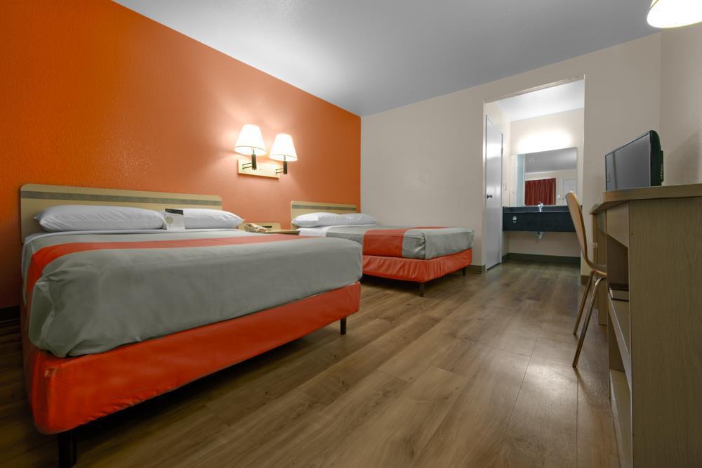 Motel 6-Escondido, Ca الغرفة الصورة
